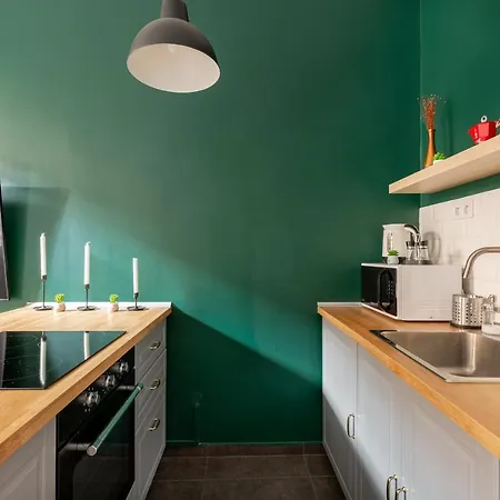 D63 Dohany Apartment *