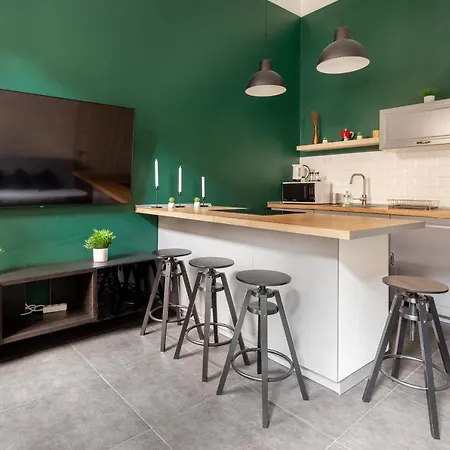 D63 Dohany Βουδαπέστη